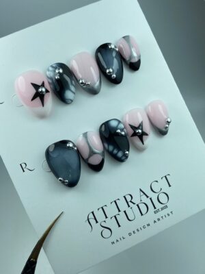 0123-Short almond ~ 20 mm